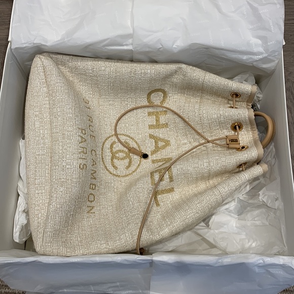 Chanel 31 Rue Cambon Paris Large Deauville Backpack in Ivory Gold - Picture 8 of 14